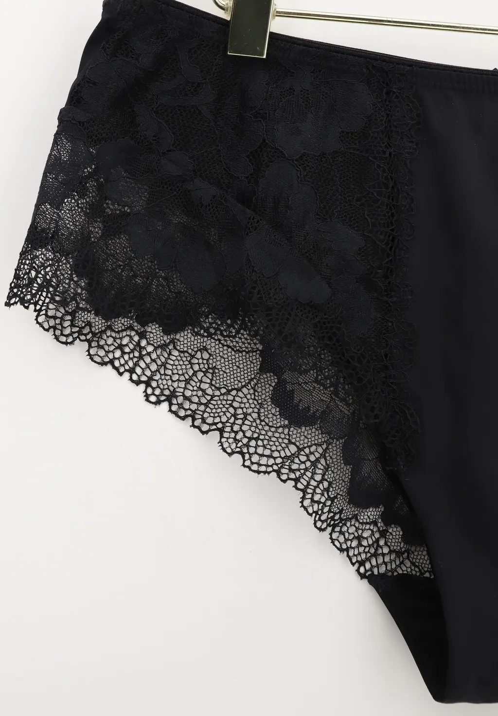 Луксозни бикини Lepel Belseno 702 серия Romance