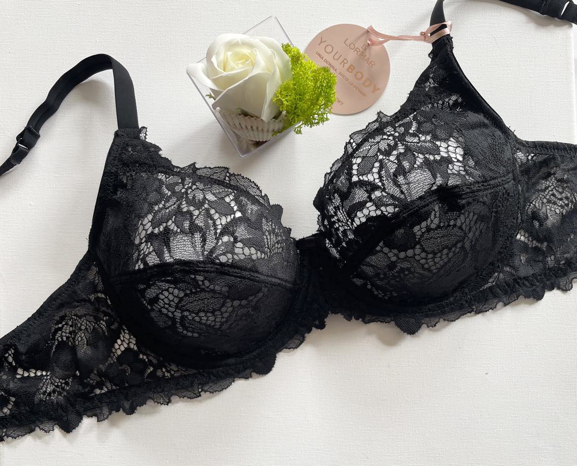 Дантелен сутиен с мека чашка Lormar Curvy колекция YOUR BODY