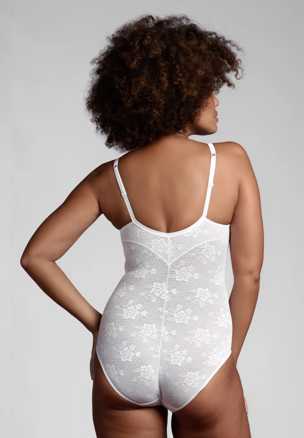 Луксозно боди с меки чашки Lepel 384 Belseno Bouquet